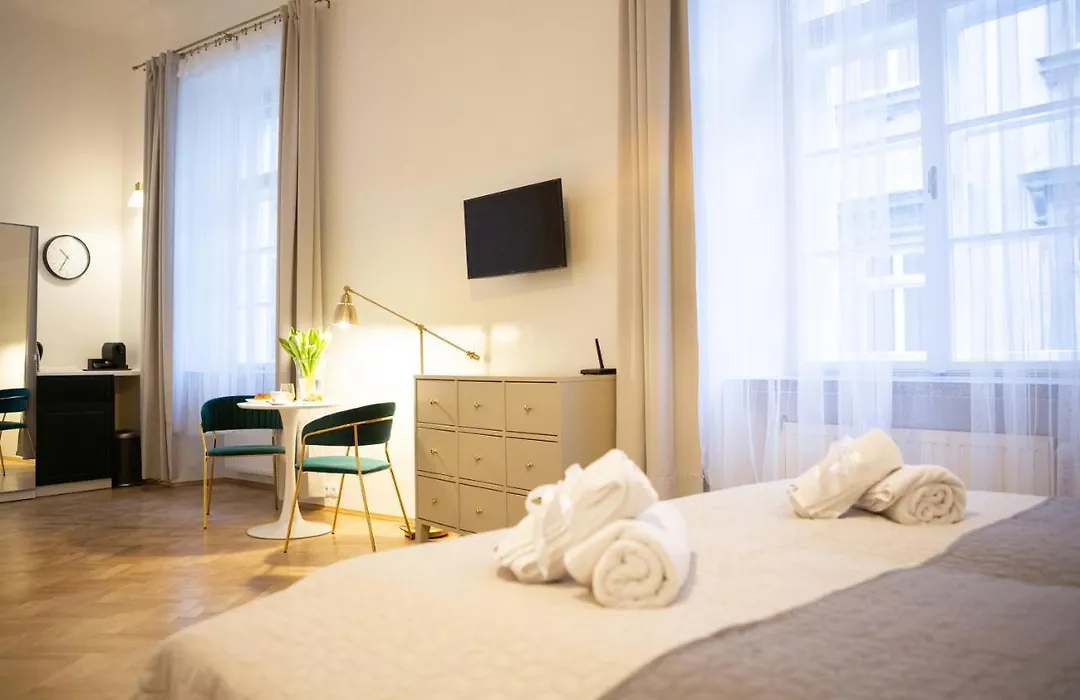 Apartments Roman-1