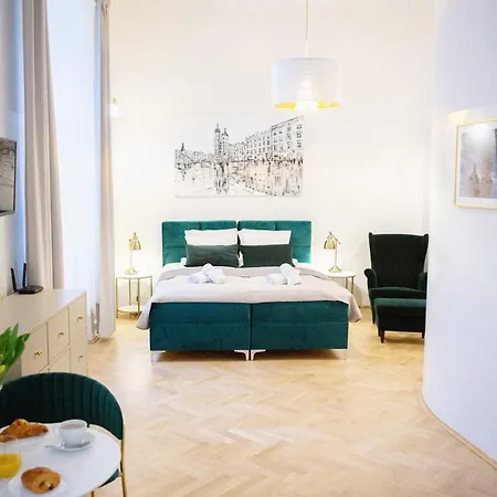 Apartments Roman-3